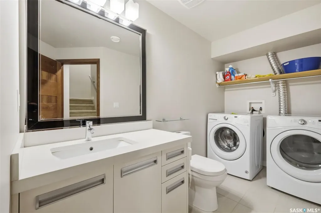 1303 Paton Crescent Saskatoon SK S7V 0P6