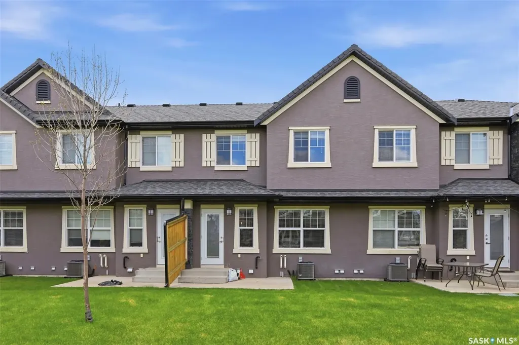 1303 Paton Crescent Saskatoon SK S7V 0P6