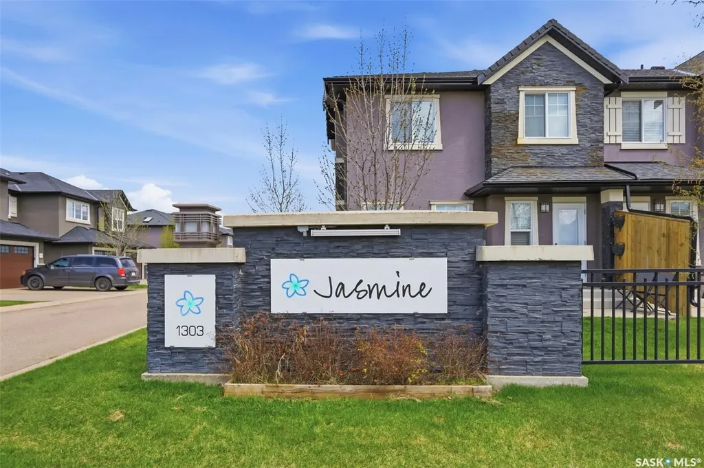1303 Paton Crescent Saskatoon SK S7V 0P6