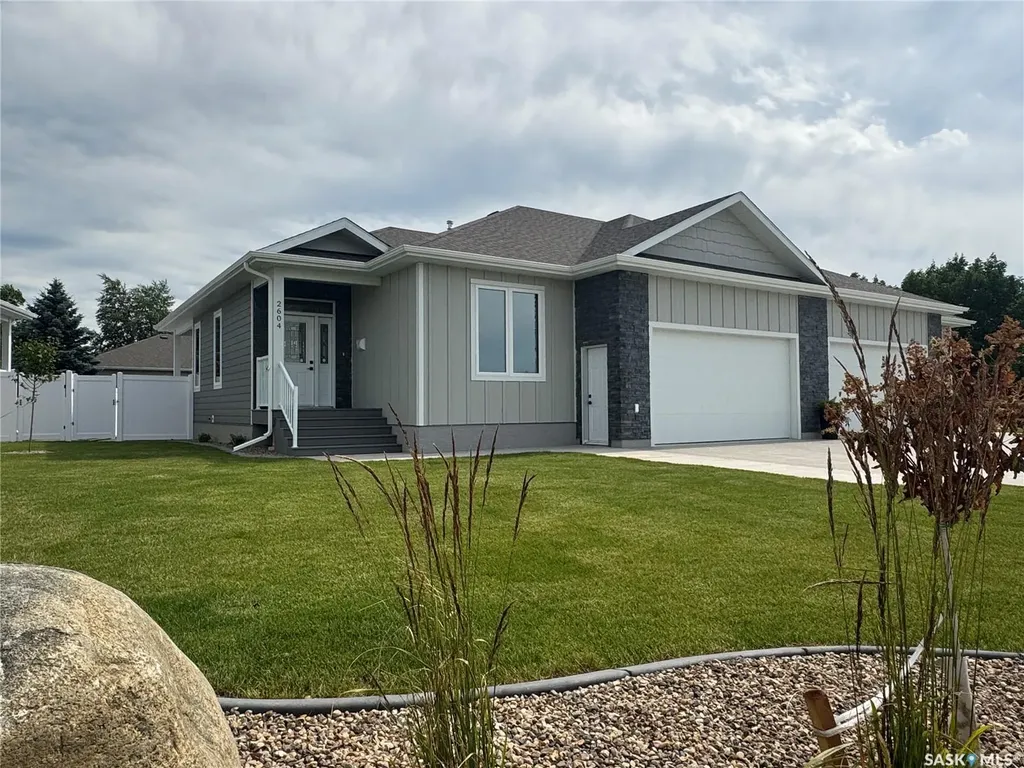2604 Sandpiper Road North Battleford SK S9A 3Z3