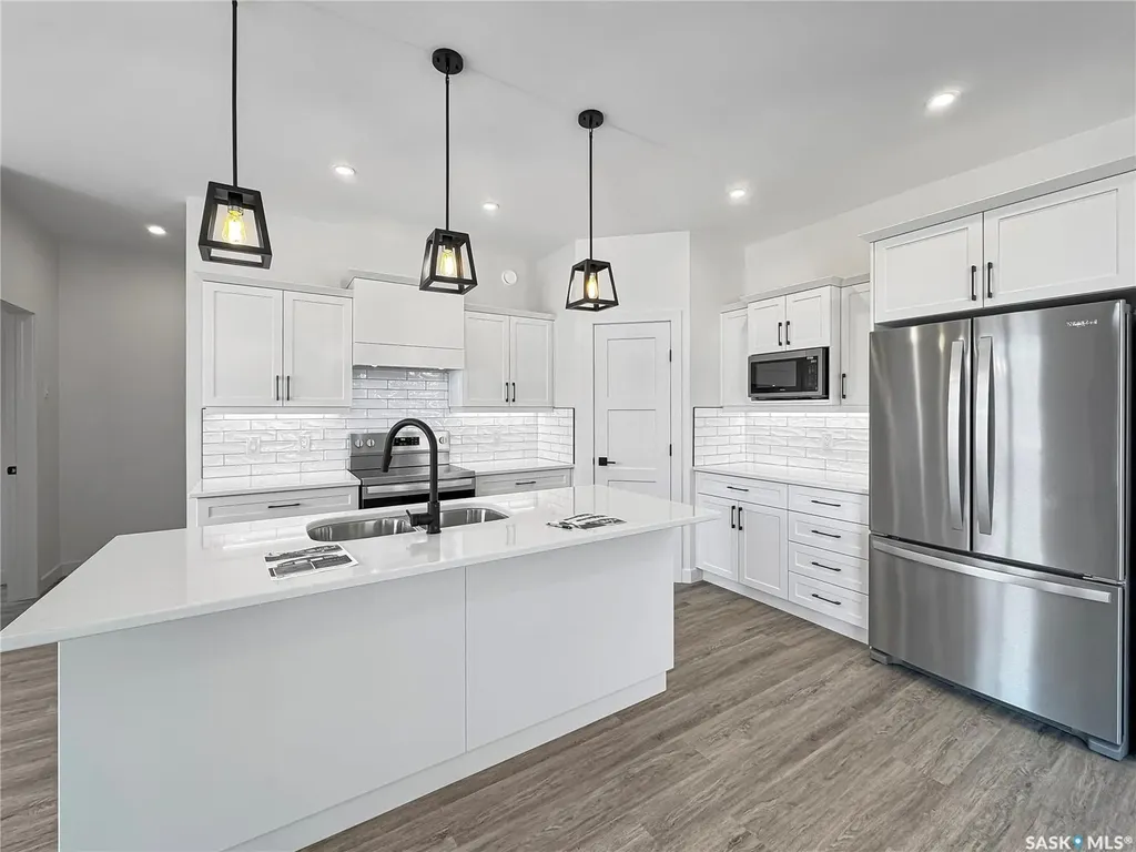 2604 Sandpiper Road North Battleford SK S9A 3Z3