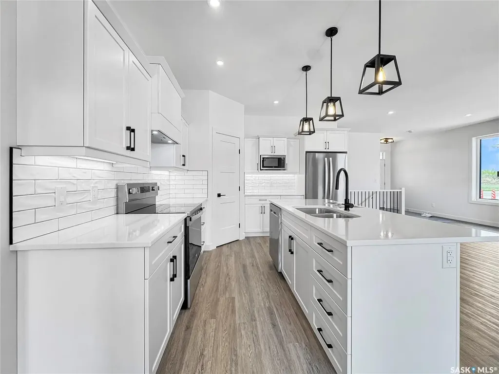 2604 Sandpiper Road North Battleford SK S9A 3Z3