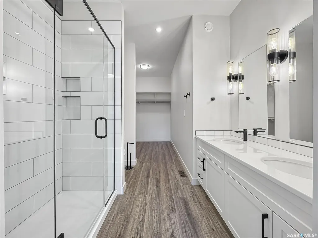 2604 Sandpiper Road North Battleford SK S9A 3Z3