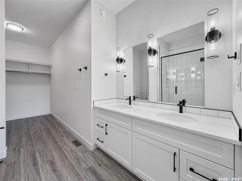 2604 Sandpiper Road North Battleford SK S9A 3Z3