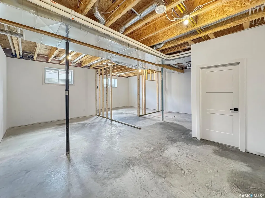 2604 Sandpiper Road North Battleford SK S9A 3Z3