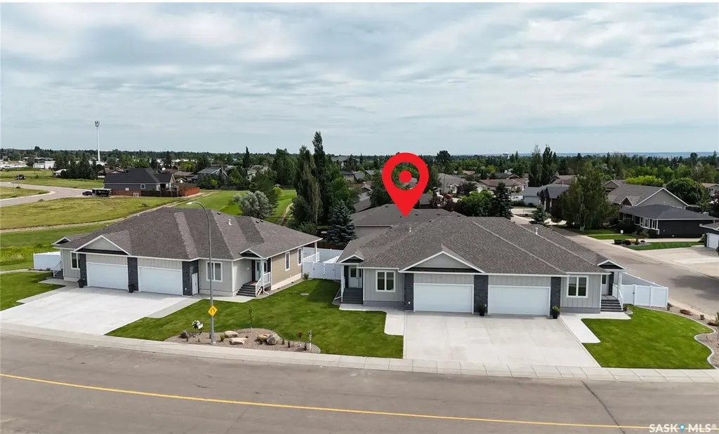 2604 Sandpiper Road North Battleford SK S9A 3Z3