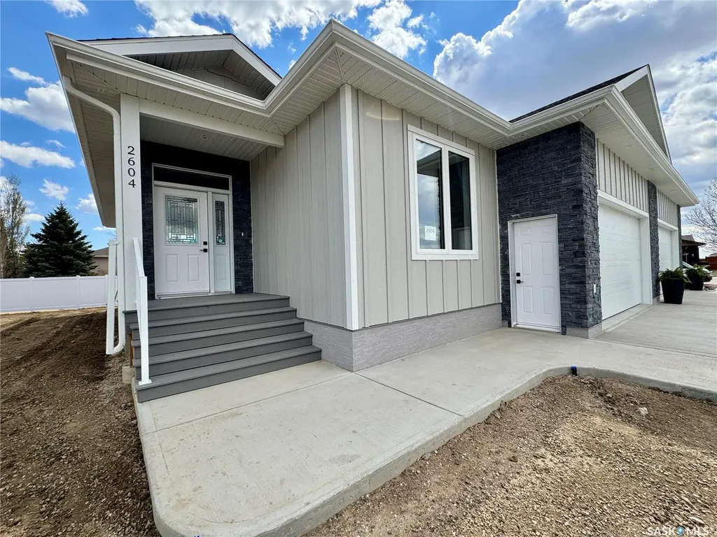 2604 Sandpiper Road North Battleford SK S9A 3Z3
