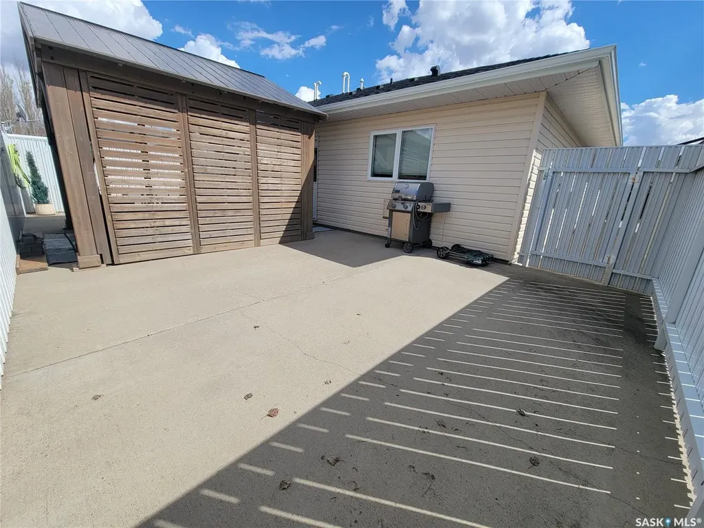 5352 Progress Street Macklin SK S0L 2C0