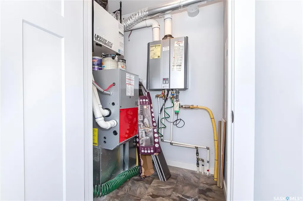 130 Marlatte Crescent Saskatoon SK S7W 0W1