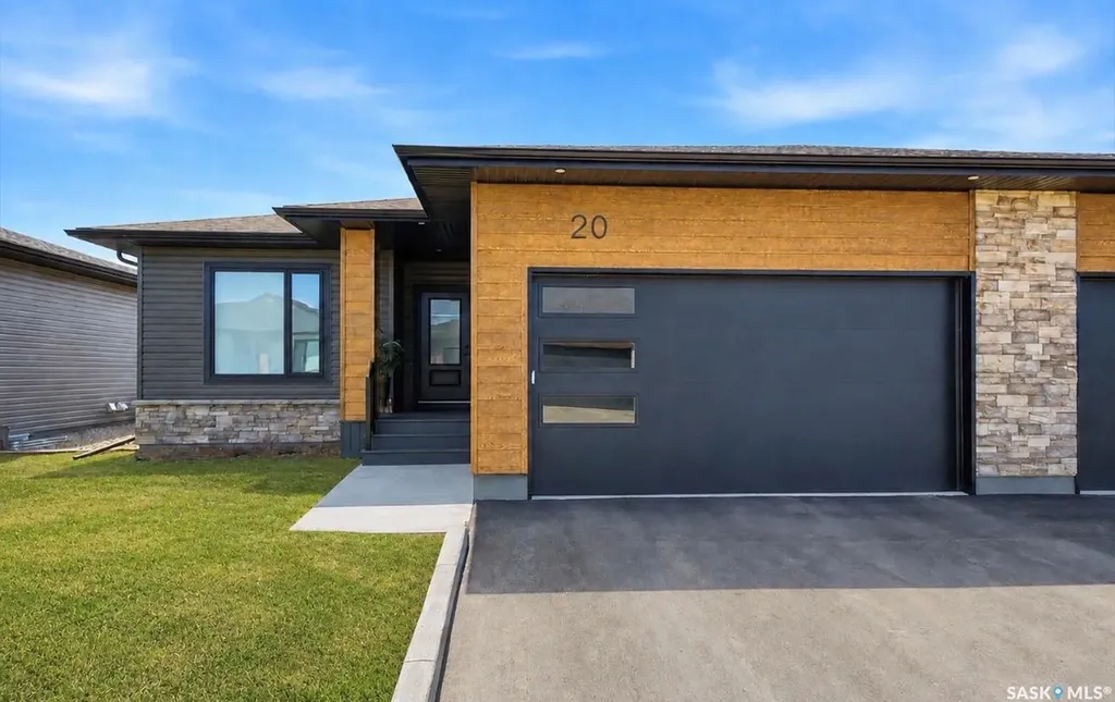 515 Delainey Road Saskatoon SK S7V 1V5