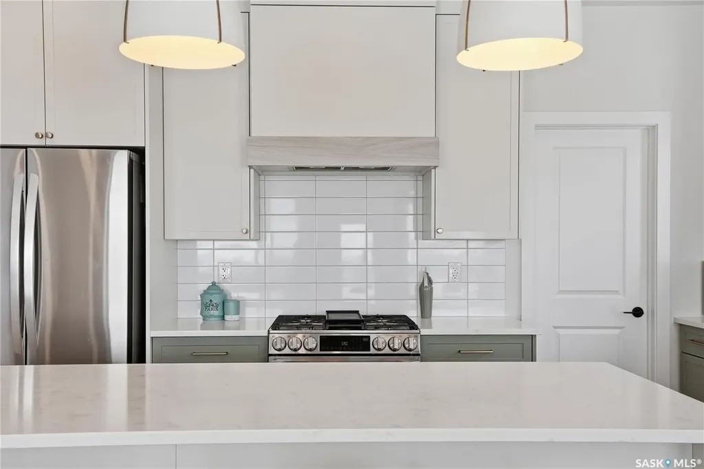 515 Delainey Road Saskatoon SK S7V 1V5