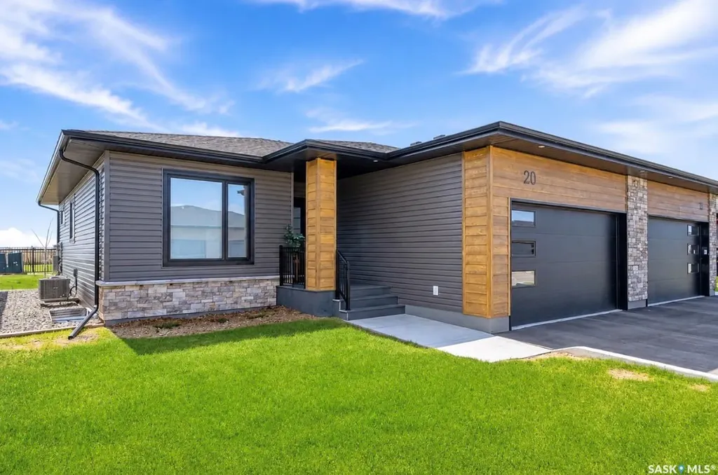 515 Delainey Road Saskatoon SK S7V 1V5