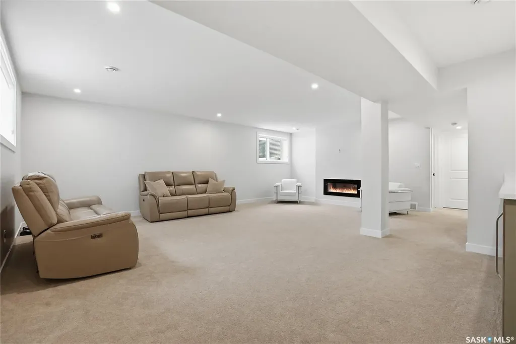 515 Delainey Road Saskatoon SK S7V 1V5