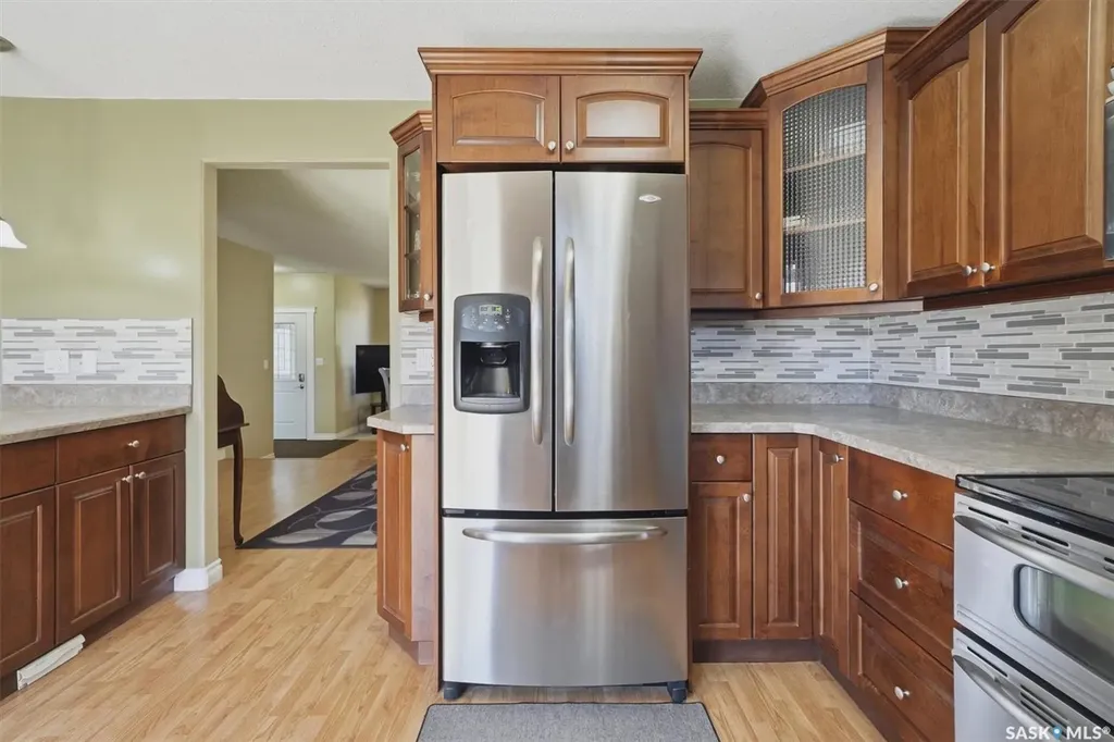 414 Perreault Lane Saskatoon SK S7K 6B6