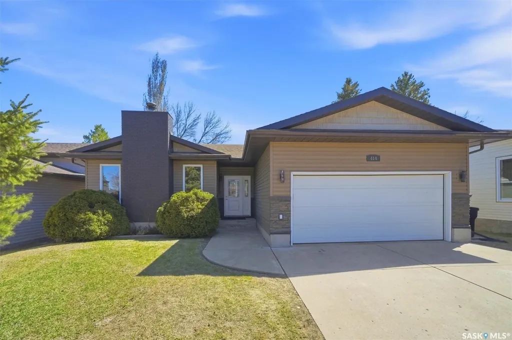 414 Perreault Lane Saskatoon SK S7K 6B6