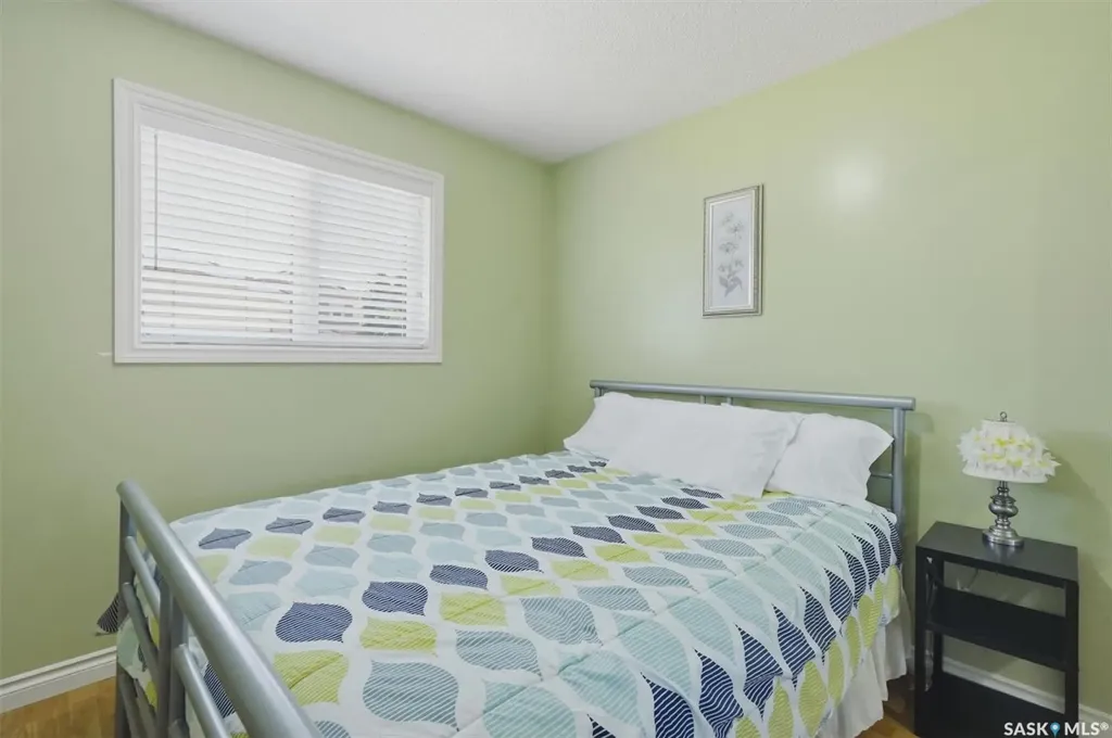 414 Perreault Lane Saskatoon SK S7K 6B6