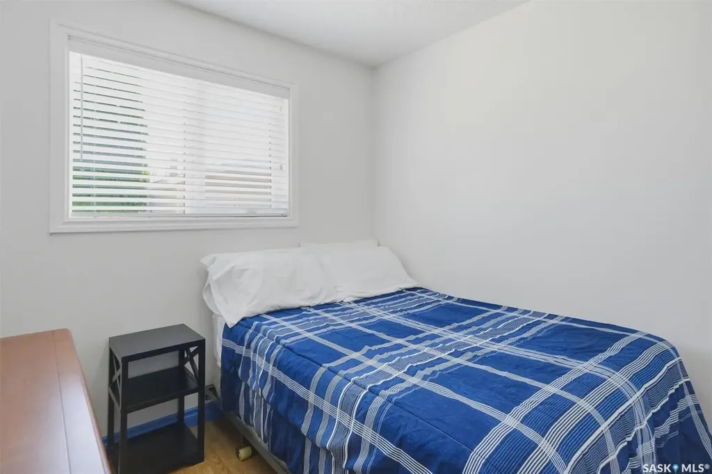 414 Perreault Lane Saskatoon SK S7K 6B6