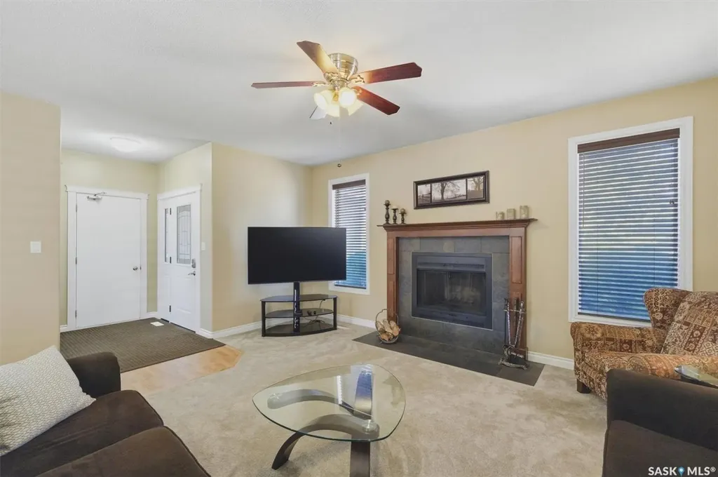 414 Perreault Lane Saskatoon SK S7K 6B6