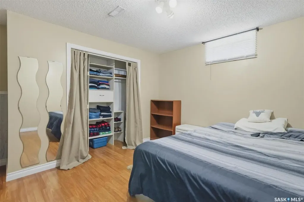 414 Perreault Lane Saskatoon SK S7K 6B6