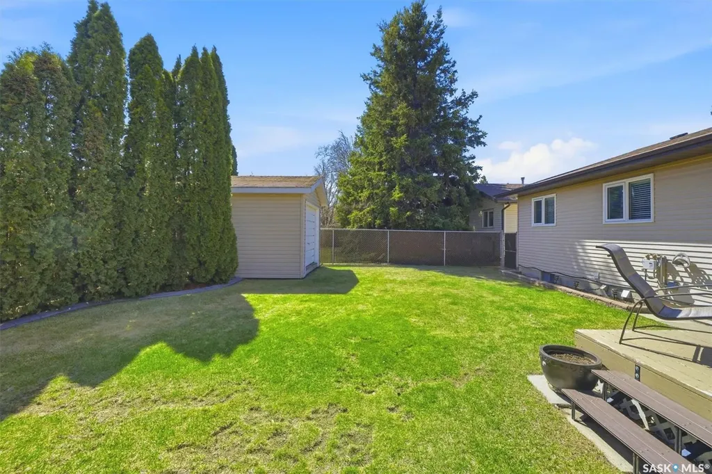 414 Perreault Lane Saskatoon SK S7K 6B6