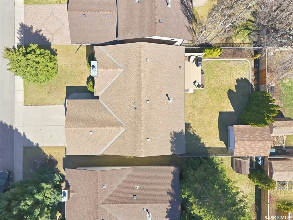 414 Perreault Lane Saskatoon SK S7K 6B6