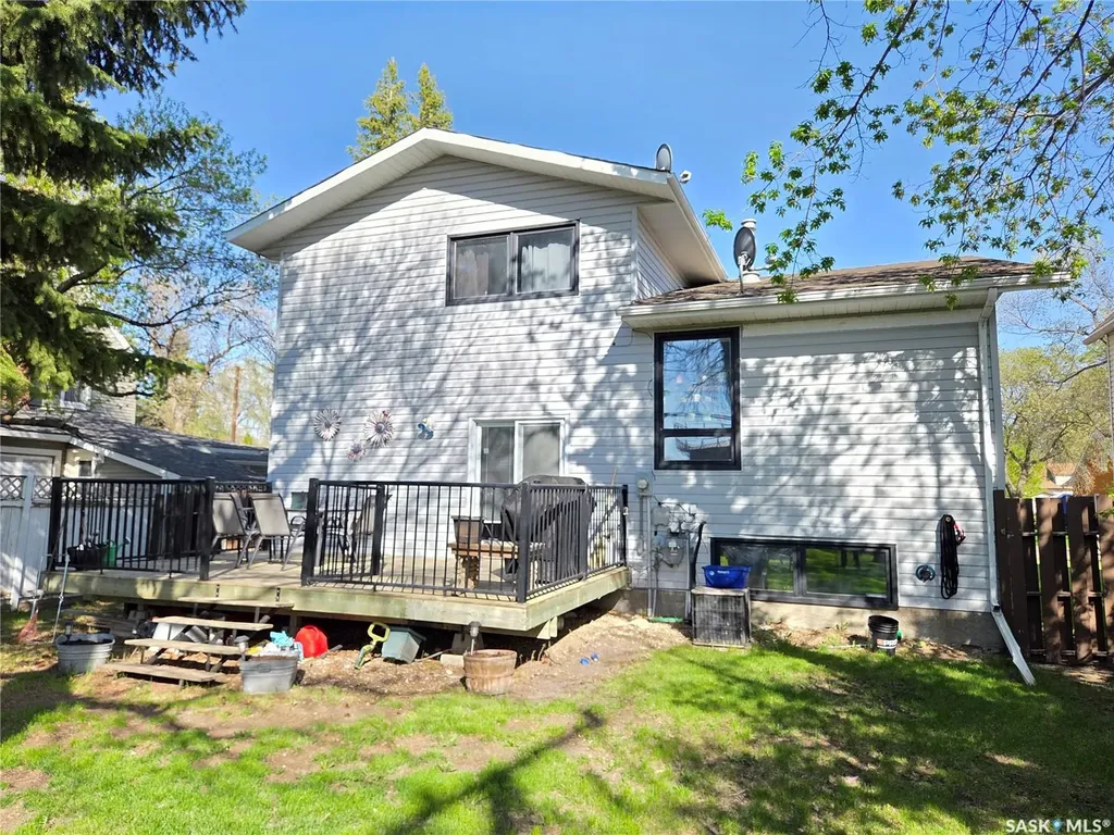 204 1st Street E Carlyle SK S0C 0R0