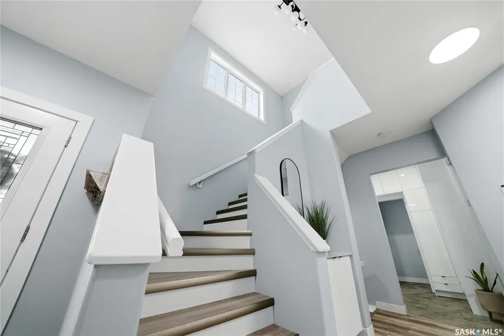 709 Aspen Crescent Pilot Butte SK S0G 3Z0