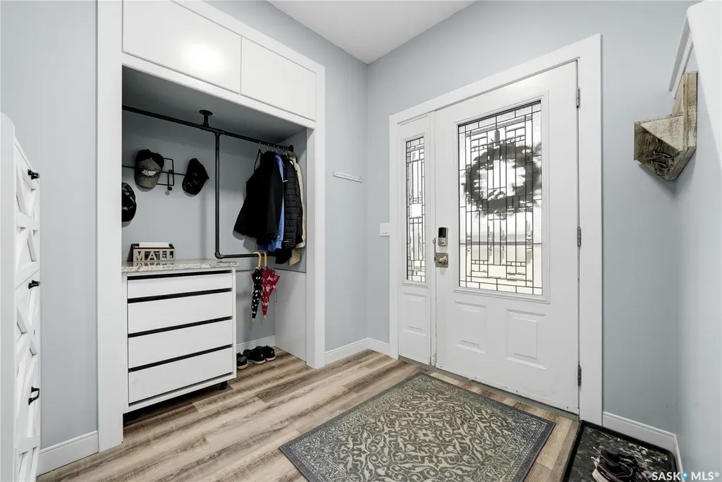 709 Aspen Crescent Pilot Butte SK S0G 3Z0