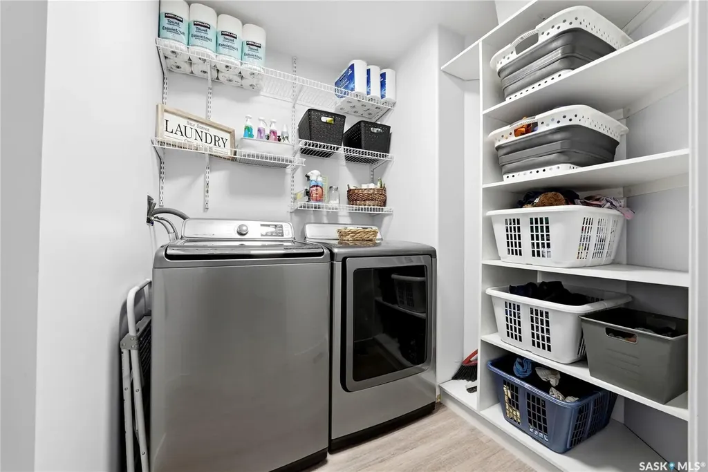709 Aspen Crescent Pilot Butte SK S0G 3Z0