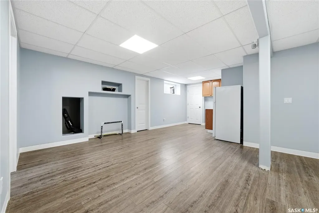 709 Aspen Crescent Pilot Butte SK S0G 3Z0
