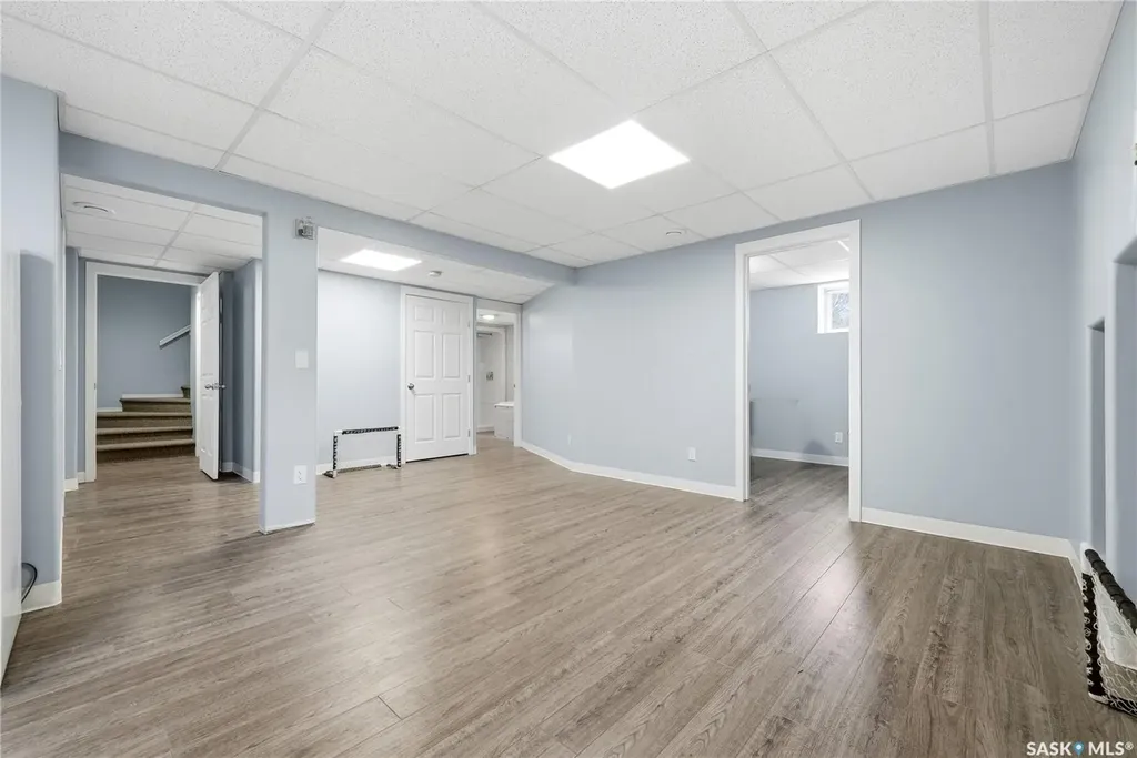 709 Aspen Crescent Pilot Butte SK S0G 3Z0