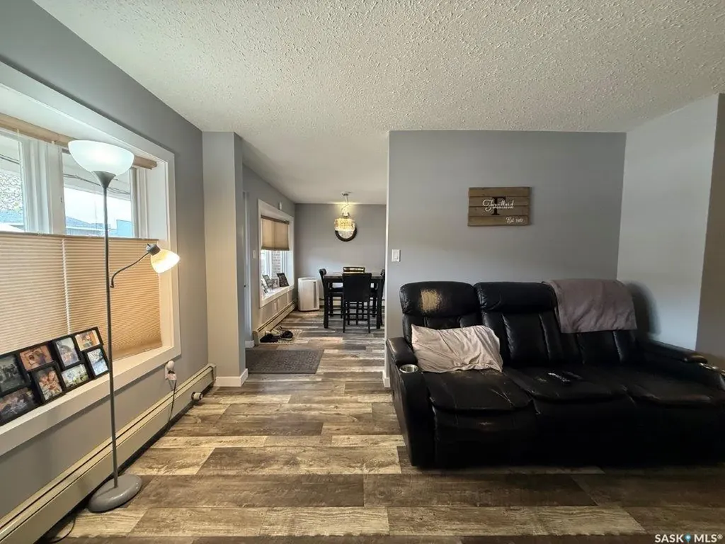 122 1st Avenue E Kindersley SK S0L 1S0