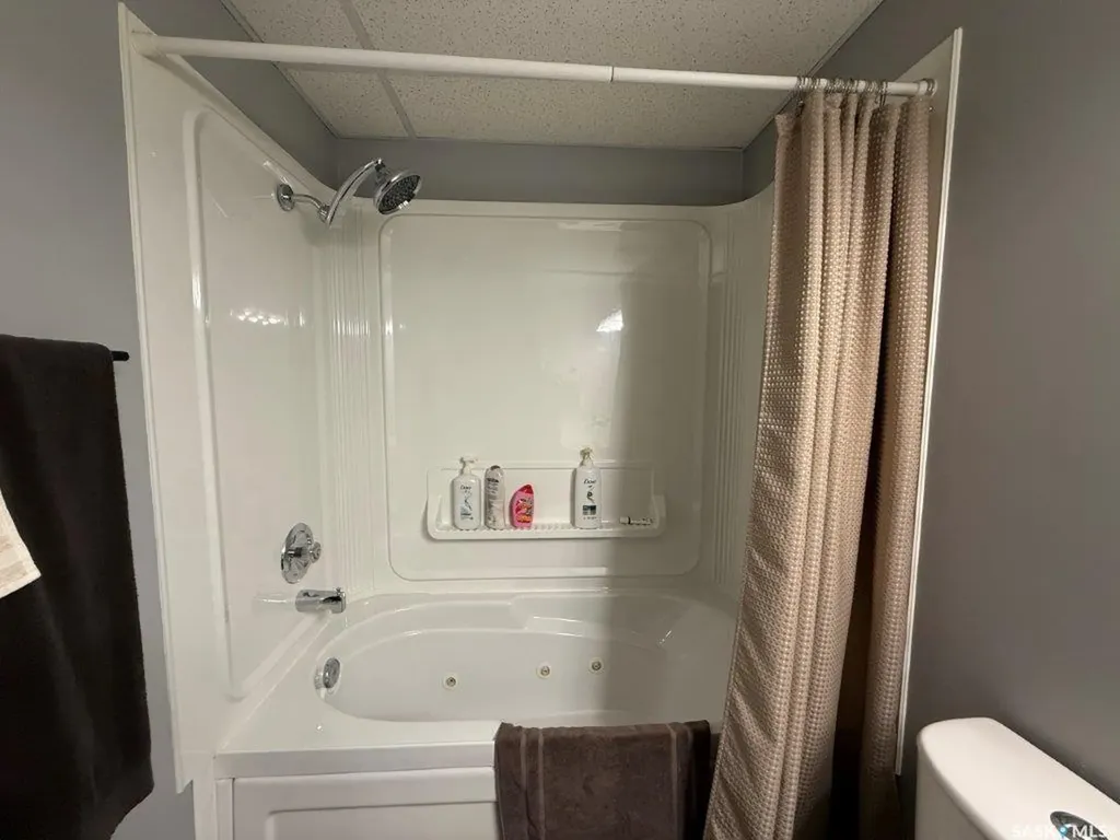 122 1st Avenue E Kindersley SK S0L 1S0