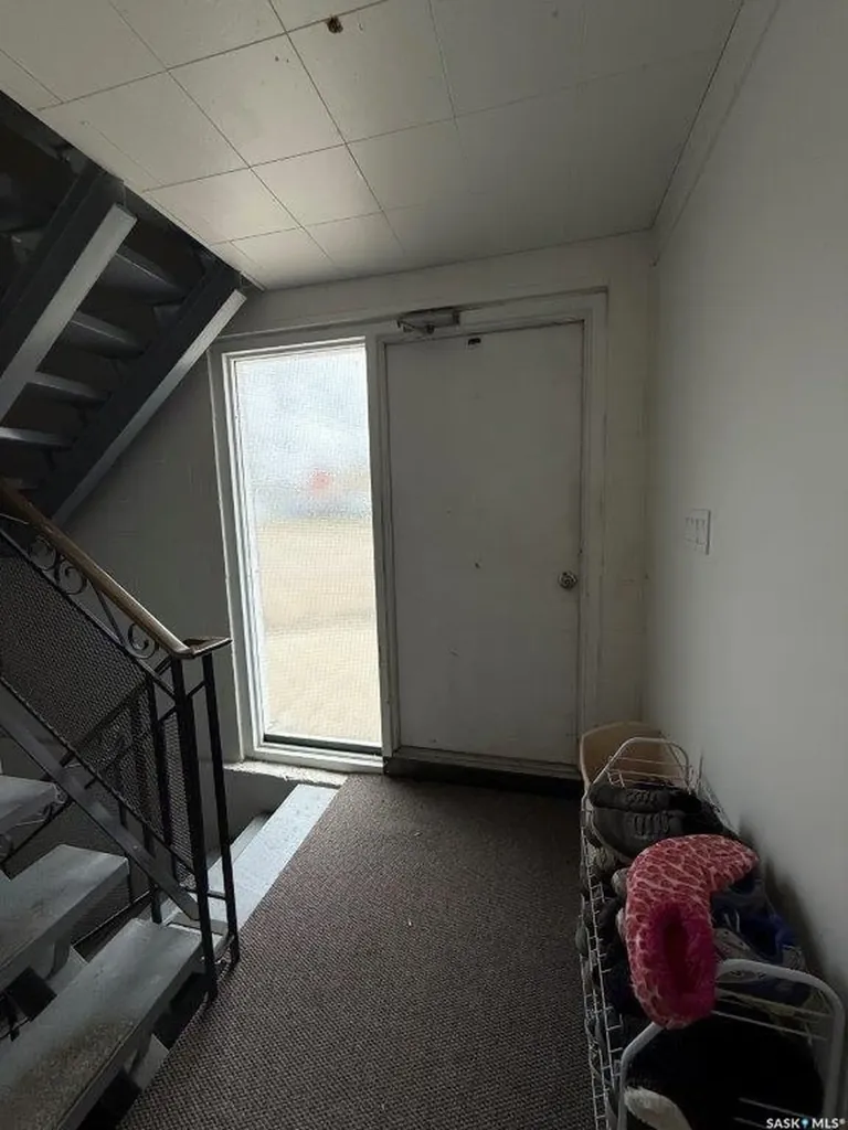 122 1st Avenue E Kindersley SK S0L 1S0
