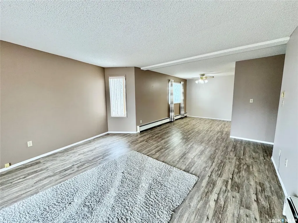 66 19th Street W Prince Albert SK S6V 7T6