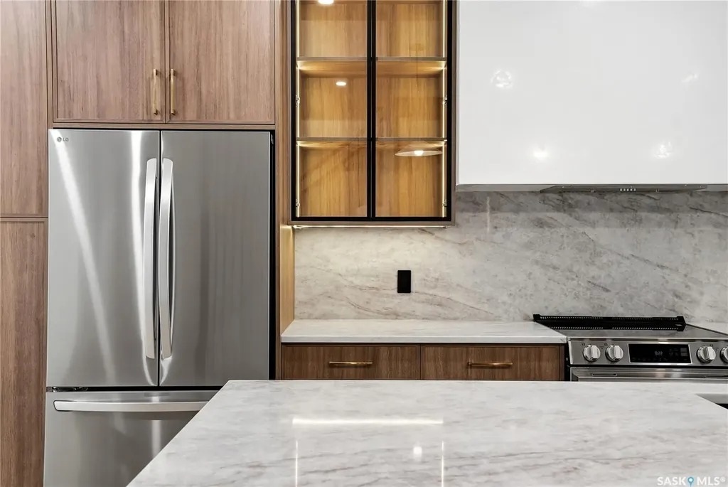 317 11th Street Saskatoon SK S7N 0E5