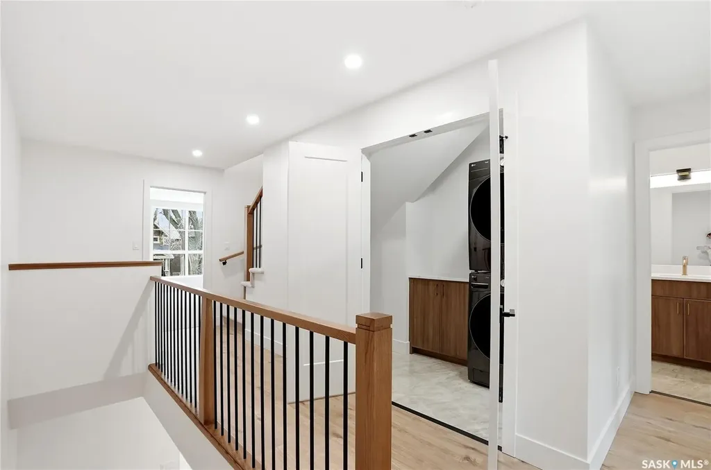 317 11th Street Saskatoon SK S7N 0E5