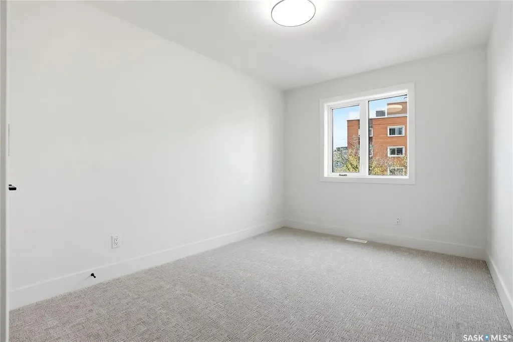 317 11th Street Saskatoon SK S7N 0E5