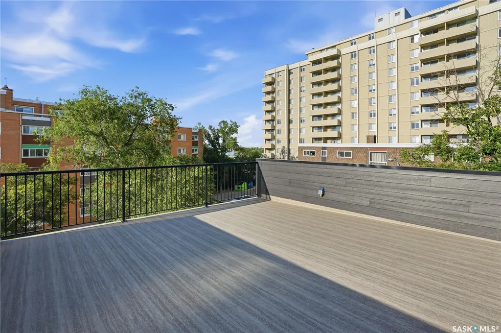 317 11th Street Saskatoon SK S7N 0E5