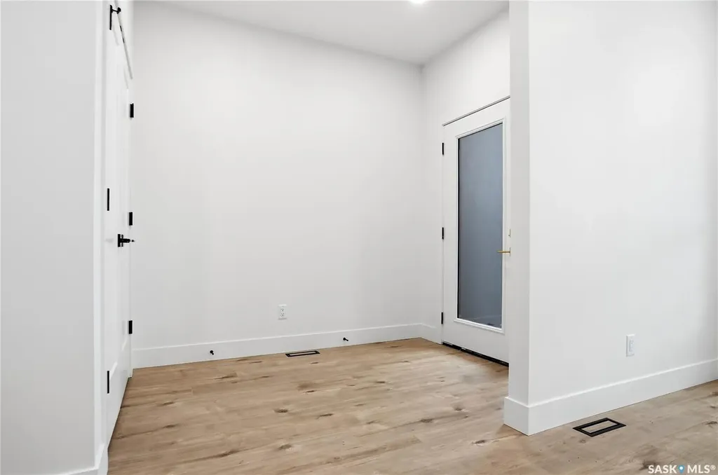 317 11th Street Saskatoon SK S7N 0E5