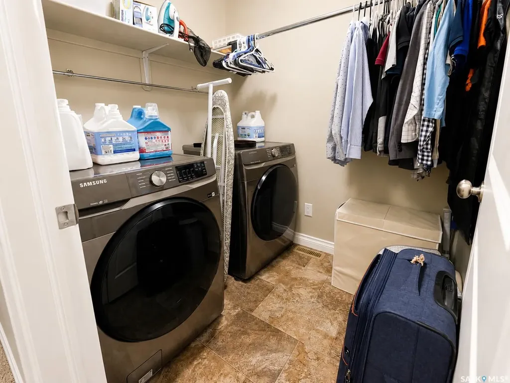 122 Demarco Pointe Lane Regina SK S4T 1E8