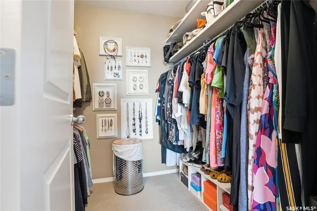 238 Stepney Crescent Saskatoon SK S7T 0A1