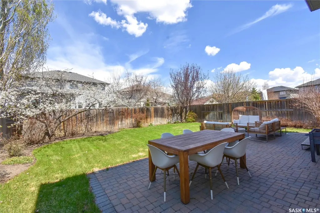 238 Stepney Crescent Saskatoon SK S7T 0A1