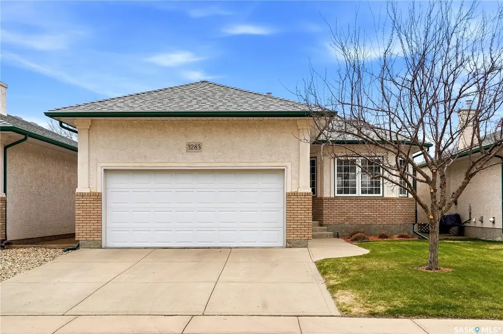 3283 Thames Crescent E Regina SK S4V 2Y1