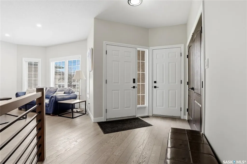 3283 Thames Crescent E Regina SK S4V 2Y1
