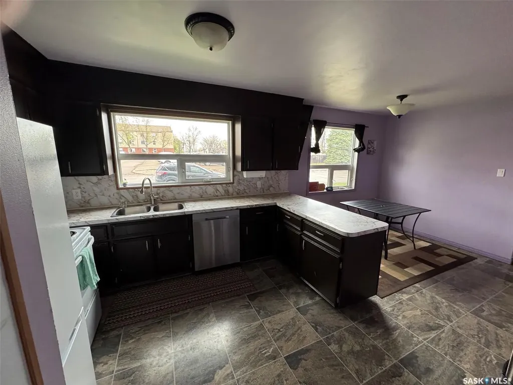 702 Second Street Estevan SK S4A 2B3