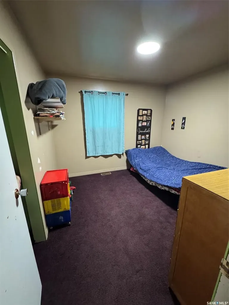 702 Second Street Estevan SK S4A 2B3