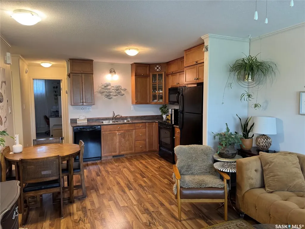 1022 Hampton Circle Saskatoon SK S7R 0K3