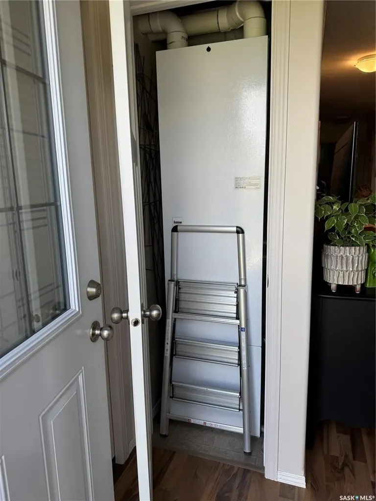 1022 Hampton Circle Saskatoon SK S7R 0K3