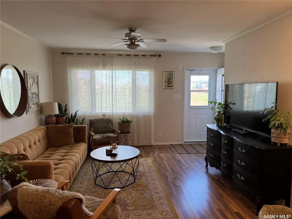 1022 Hampton Circle Saskatoon SK S7R 0K3